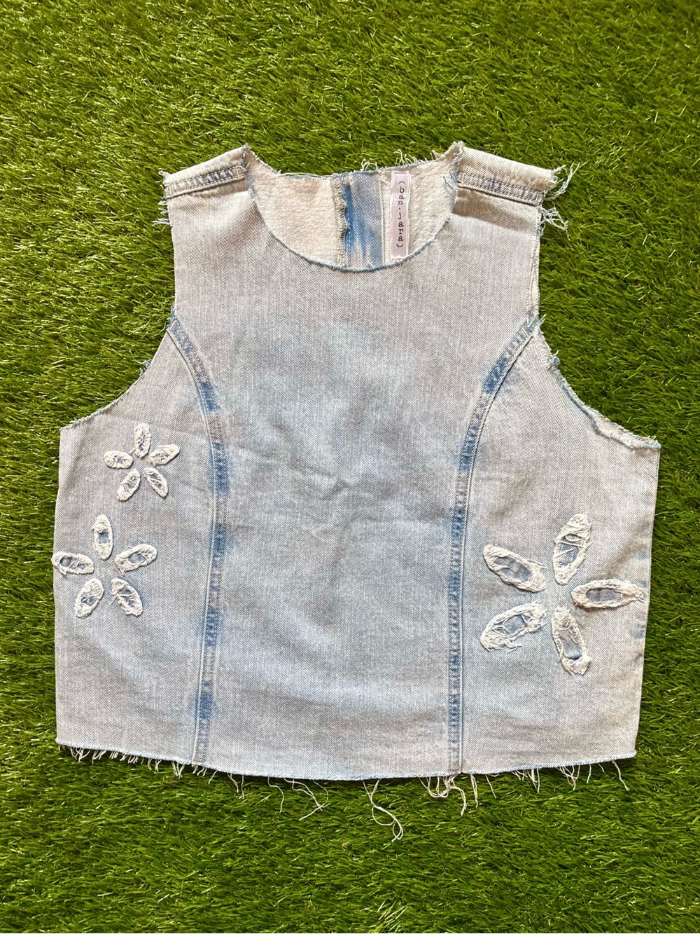 Ban Jara Light Wash Distressed Floral Cutout Denim Tank Top Medium